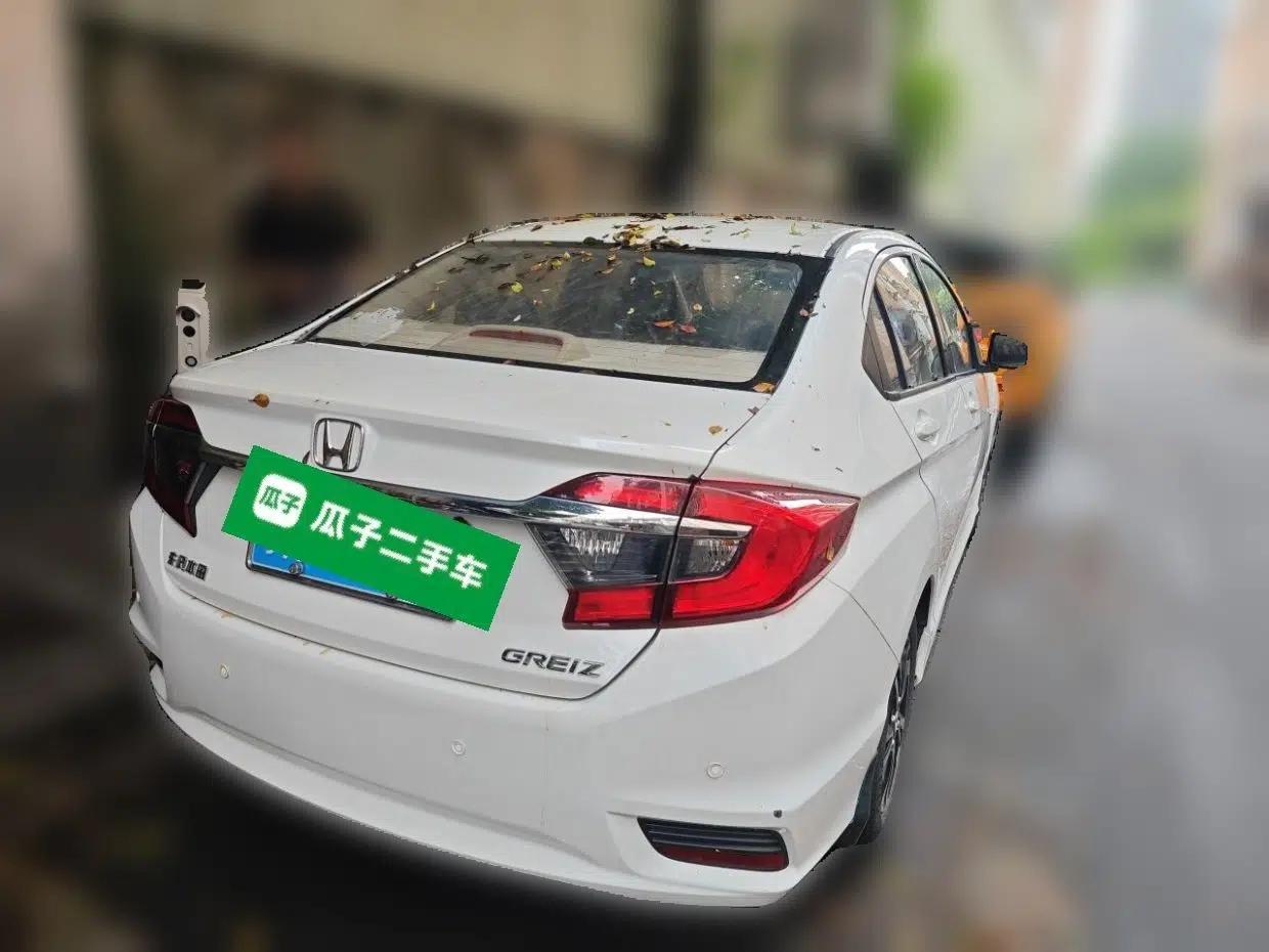 Honda Greiz 2016 1.5L CVT Classic Edition — миниатюра 6