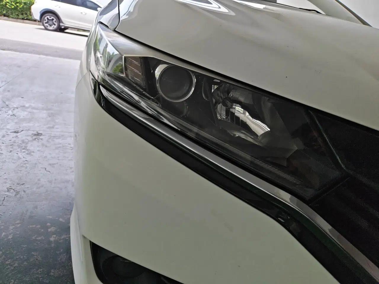 Honda Greiz 2016 1.5L CVT Luxury Edition — миниатюра 7