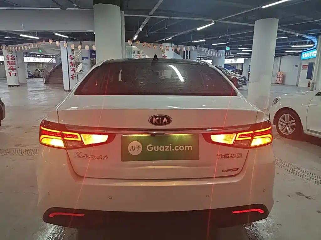 K5 2019 1.8L Automatic GLS — миниатюра 6