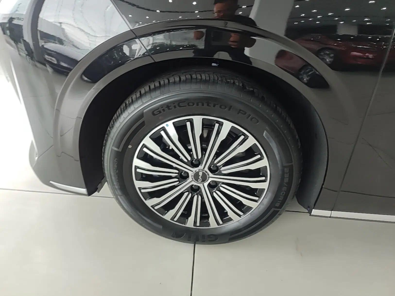 BYD M9 2025 1060 Navigation Edition — миниатюра 10