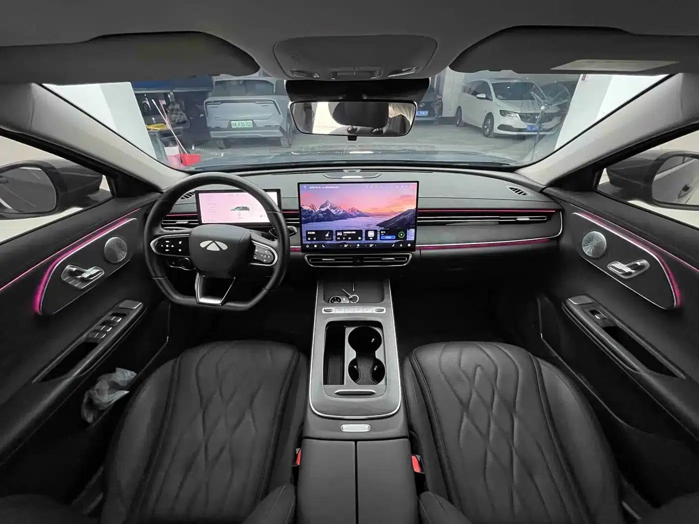 Fengyun A8L 2025 1.5TGDI 145km Luxury Edition — миниатюра 4