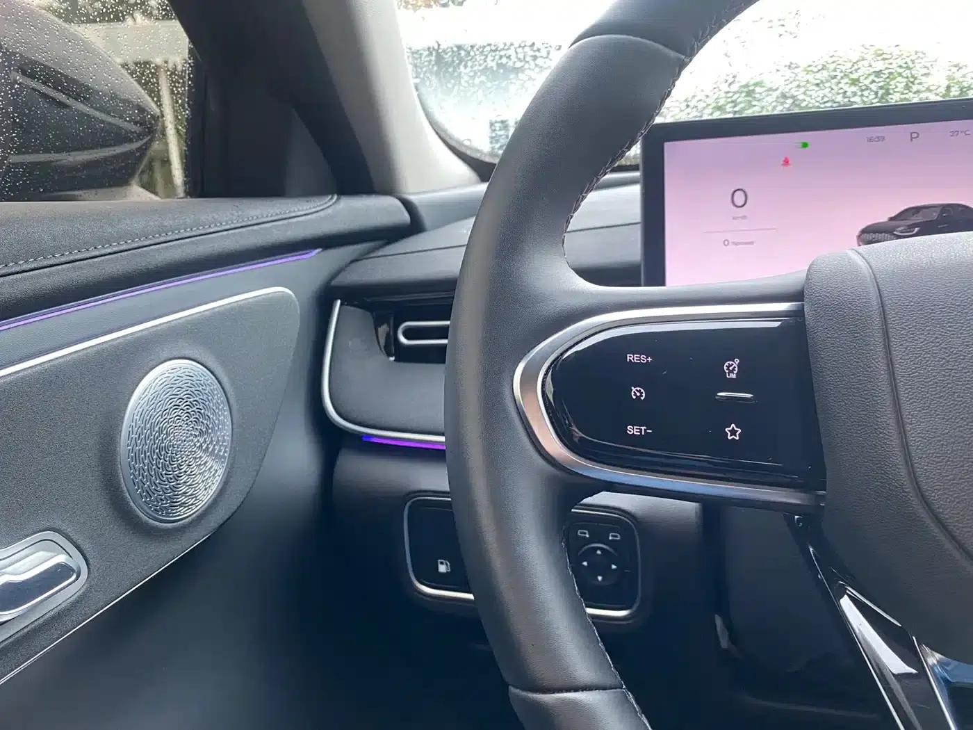 Fengyun A8L 2025 1.5TGDI Comfort Model (145km/h) — миниатюра 14