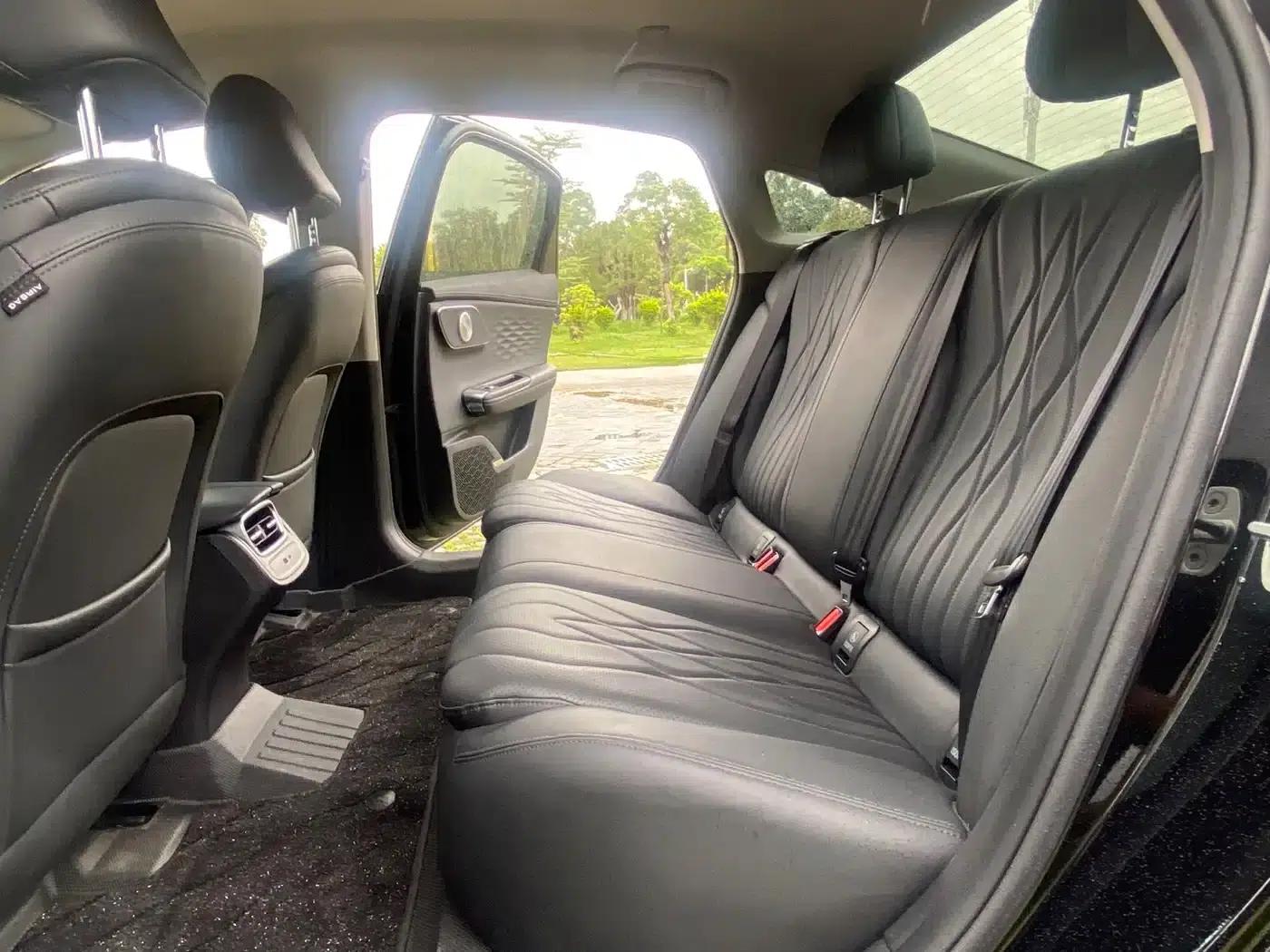 Fengyun A8L 2025 1.5TGDI Comfort Model (145km/h) — миниатюра 9