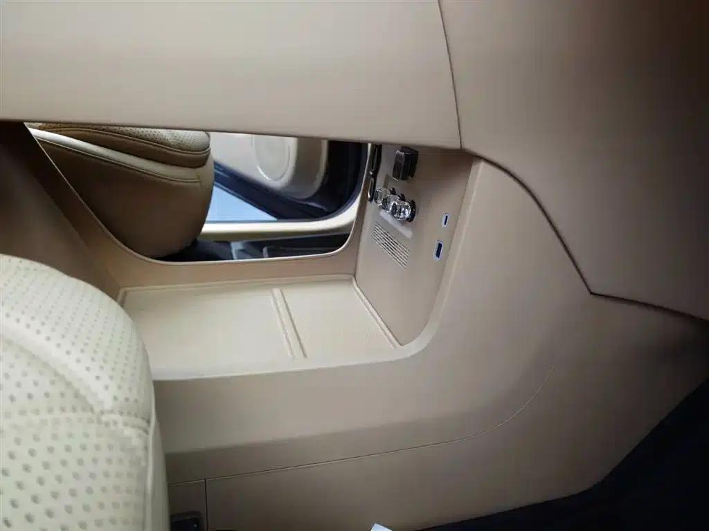 Fengyun T11 2026 Model 220 Rear-Wheel Drive Dual IMAX Cinema Edition — миниатюра 25