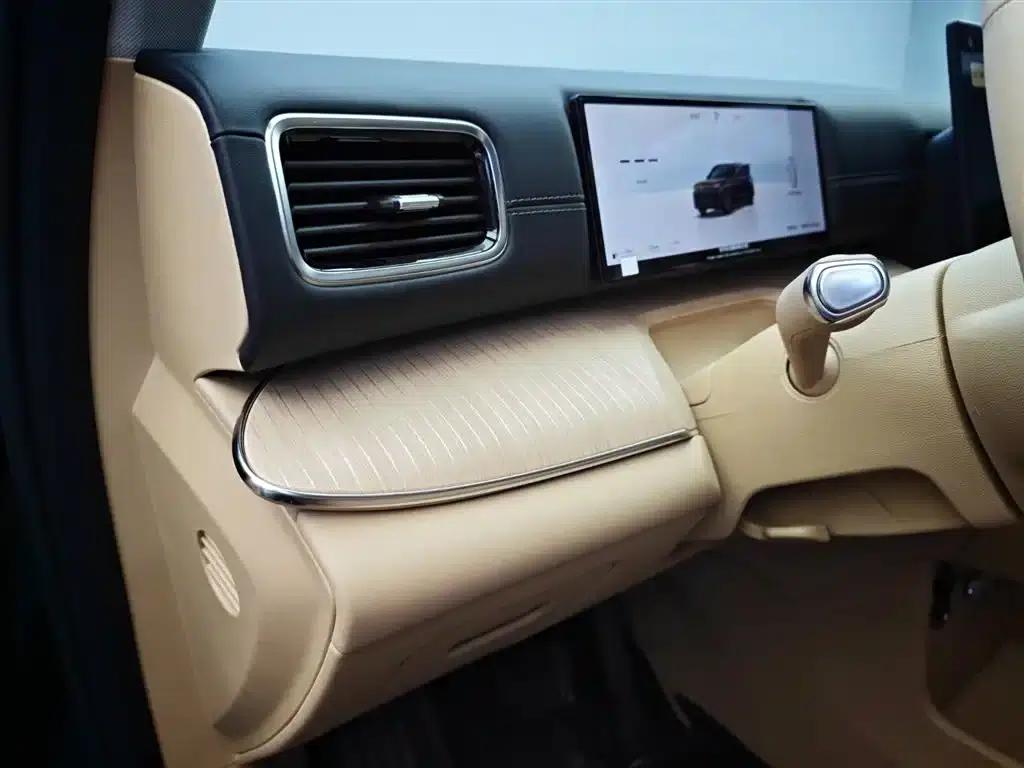 Fengyun T11 2026 Model 220 Rear-Wheel Drive Dual IMAX Cinema Edition — миниатюра 26