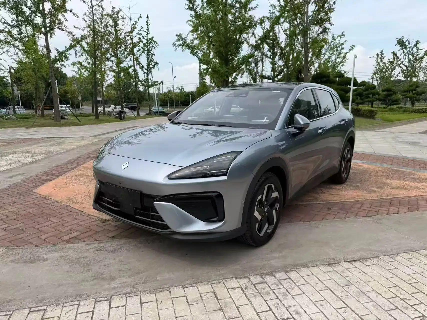 Baojun Yunhai 2024 140km Plug-in Hybrid Version — миниатюра 1