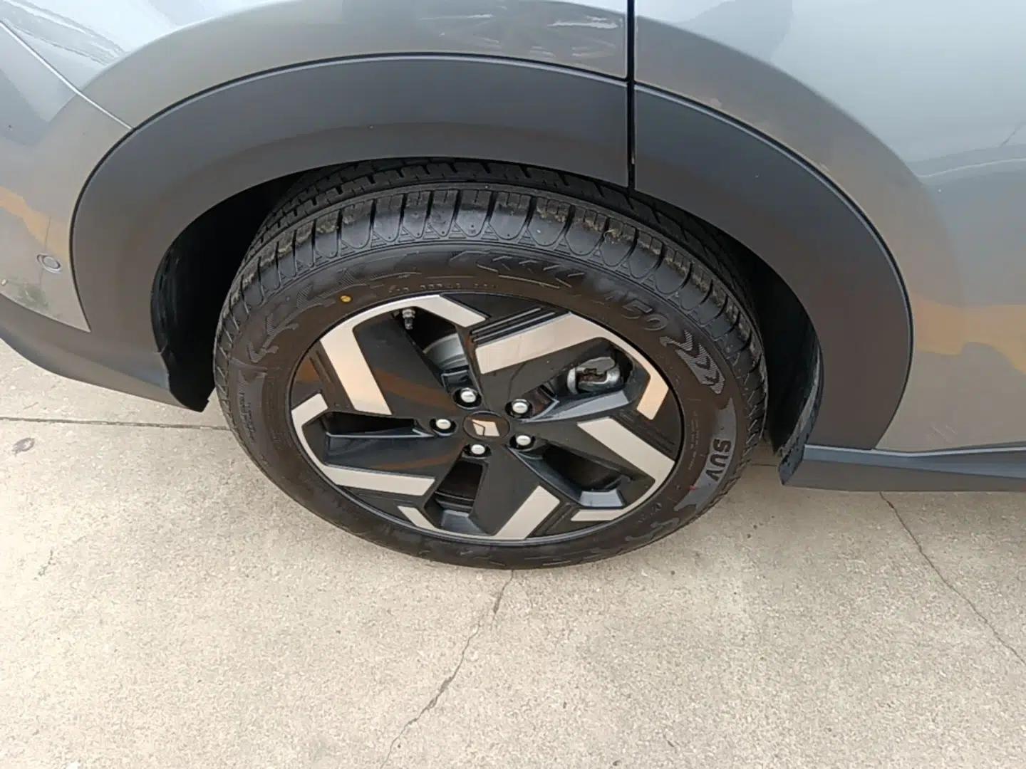 Baojun Yunhai 2024 140km Plug-in Hybrid Version — миниатюра 11