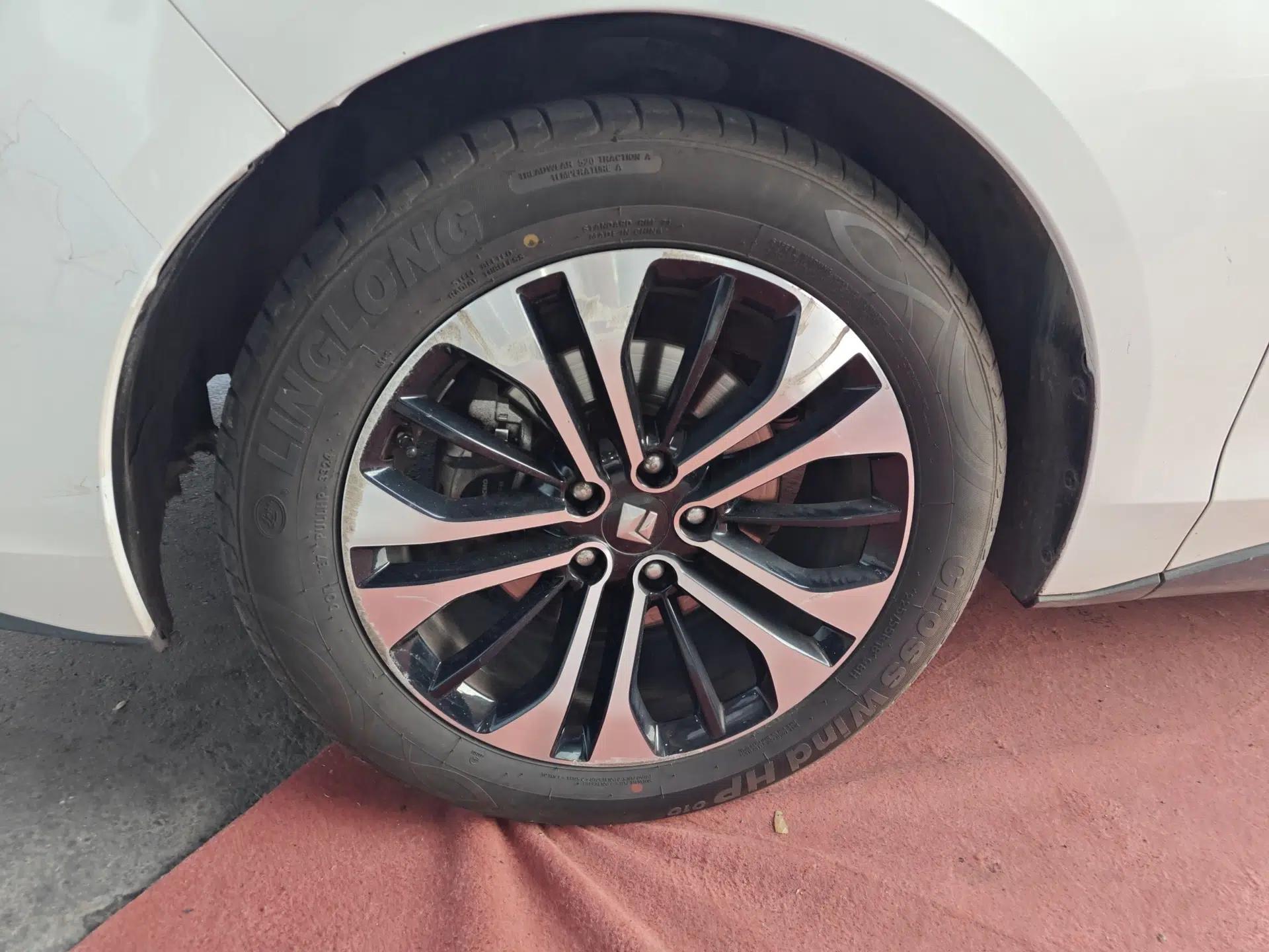 Baojun RC-6 2019 1.5T CVT 24-Hour Online Prestige Edition — миниатюра 10