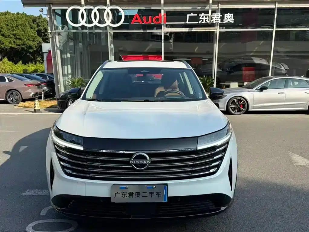 2024 Volkswagen Land Cruiser 380VC-TURBO 4WD Supreme Edition (6-seater) — миниатюра 2