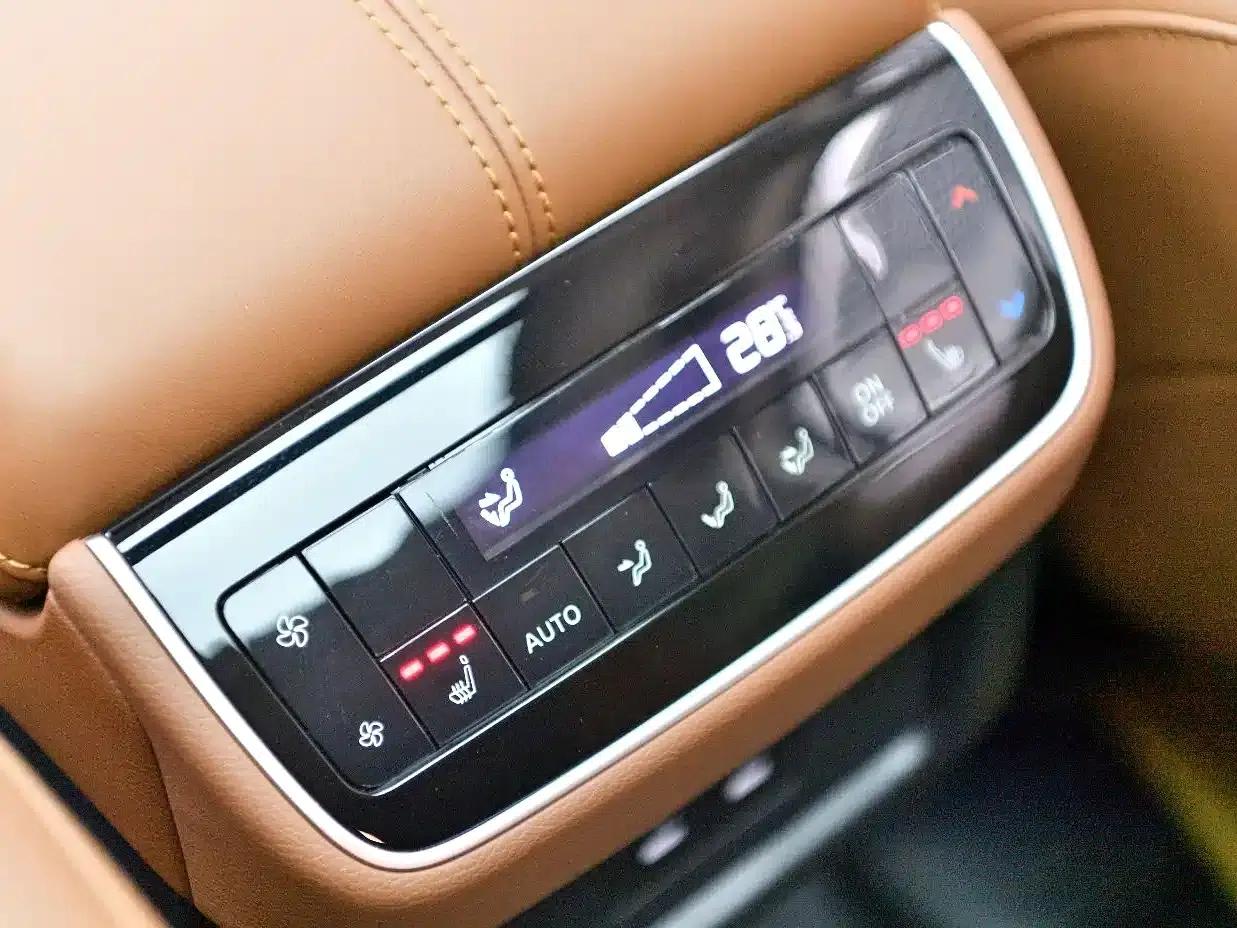 2024 Volkswagen Land Cruiser 380VC-TURBO 4WD Supreme Edition (6-seater) — миниатюра 14