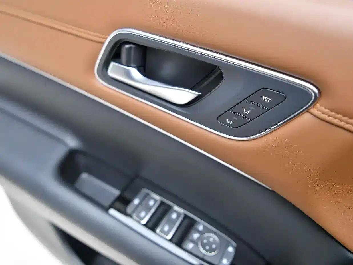 2024 Volkswagen Land Cruiser 380VC-TURBO 4WD Supreme Edition (6-seater) — миниатюра 15