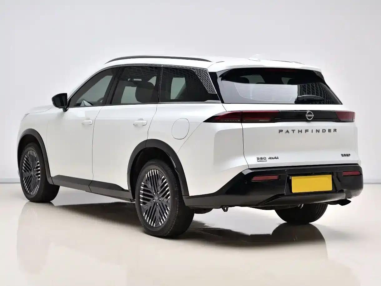 2024 Volkswagen Land Cruiser 380VC-TURBO 4WD Supreme Edition (6-seater) — миниатюра 3