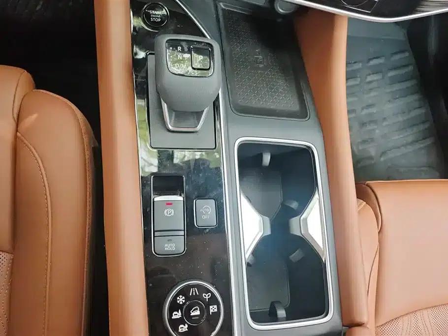 2024 Volkswagen Land Cruiser 380VC-TURBO 4WD Supreme Edition (6-seater) — миниатюра 16