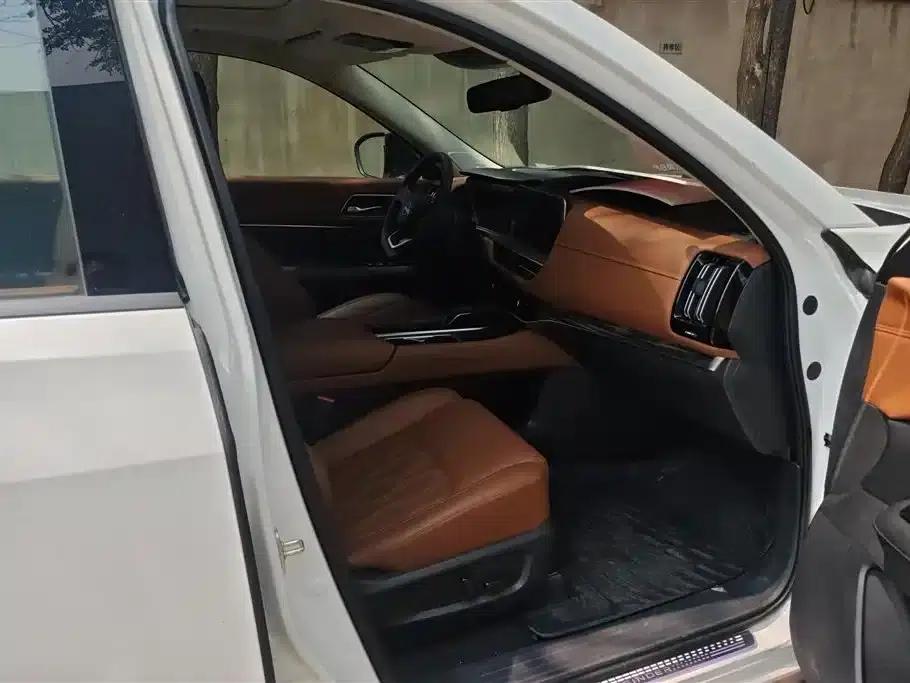 2024 Volkswagen Land Cruiser 380VC-TURBO 4WD Supreme Edition (6-seater) — миниатюра 8