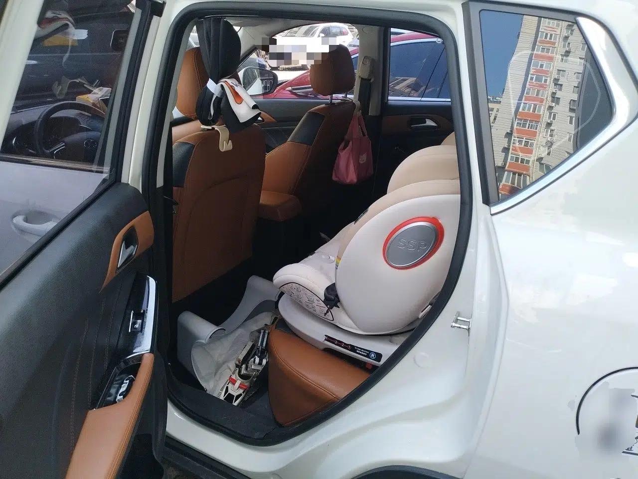 BAIC Senova X35 2016 1.5L Automatic Luxury Edition — миниатюра 17