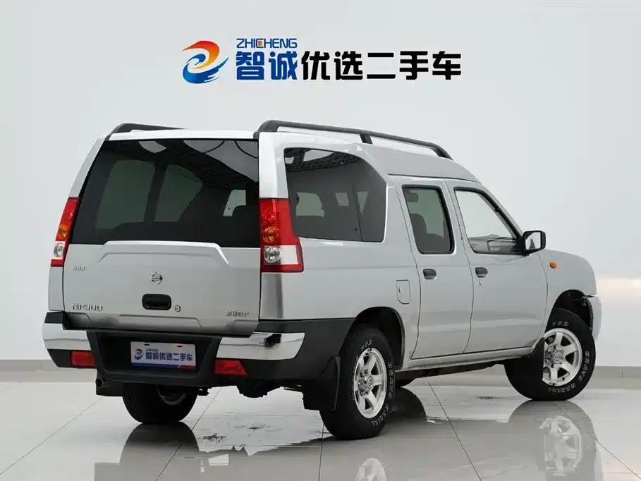 2013 Nissan ZN Van 2.4L 2WD Luxury 5-Seater — миниатюра 34