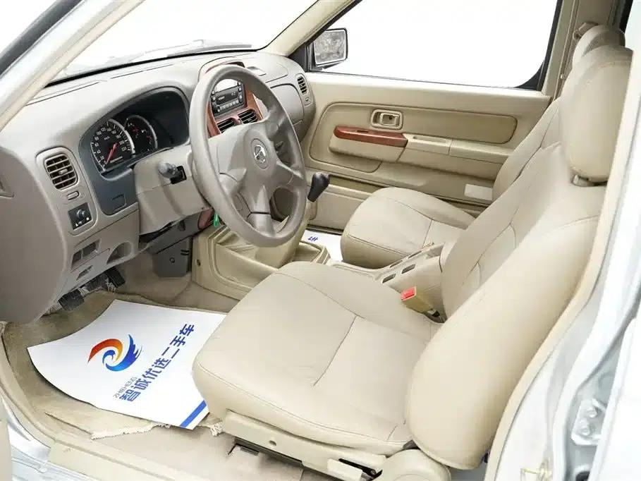 2013 Nissan ZN Van 2.4L 2WD Luxury 5-Seater — миниатюра 5