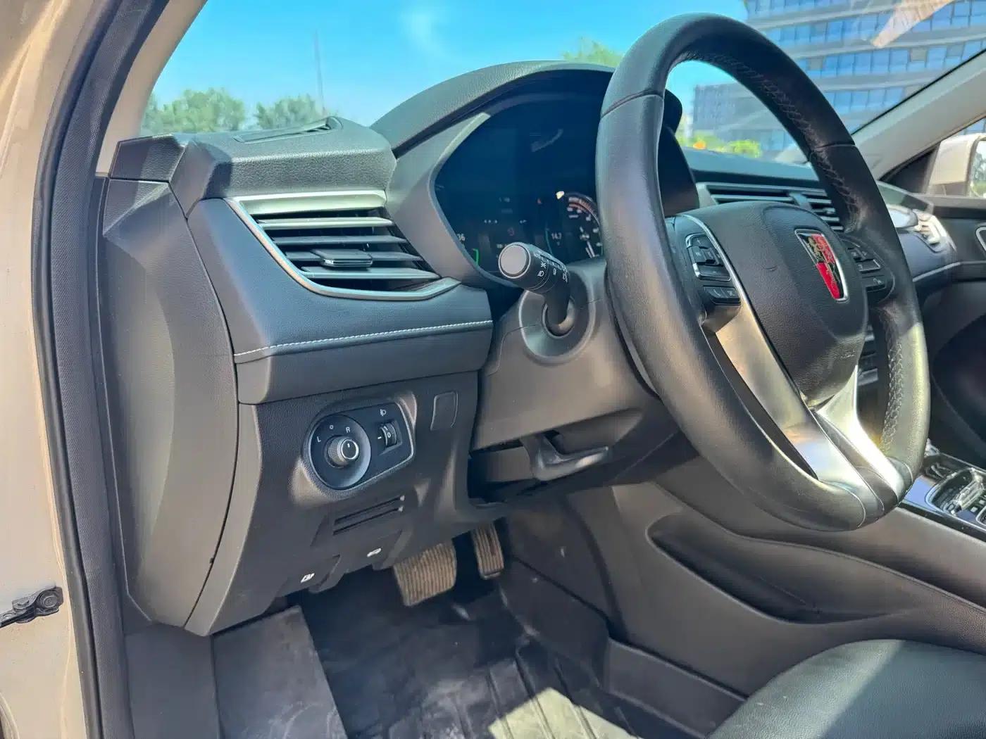 Roewe Ei5 2018 Internet Flagship Edition — миниатюра 14