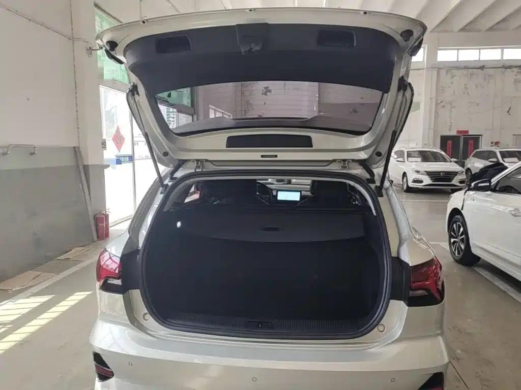 Roewe Ei5 2021 500 Admiration Edition — миниатюра 19
