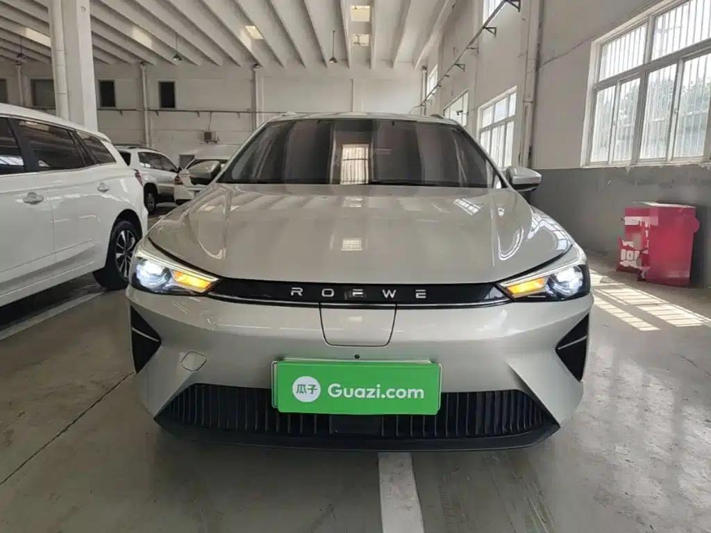 Roewe Ei5 2021 500 Admiration Edition — миниатюра 3