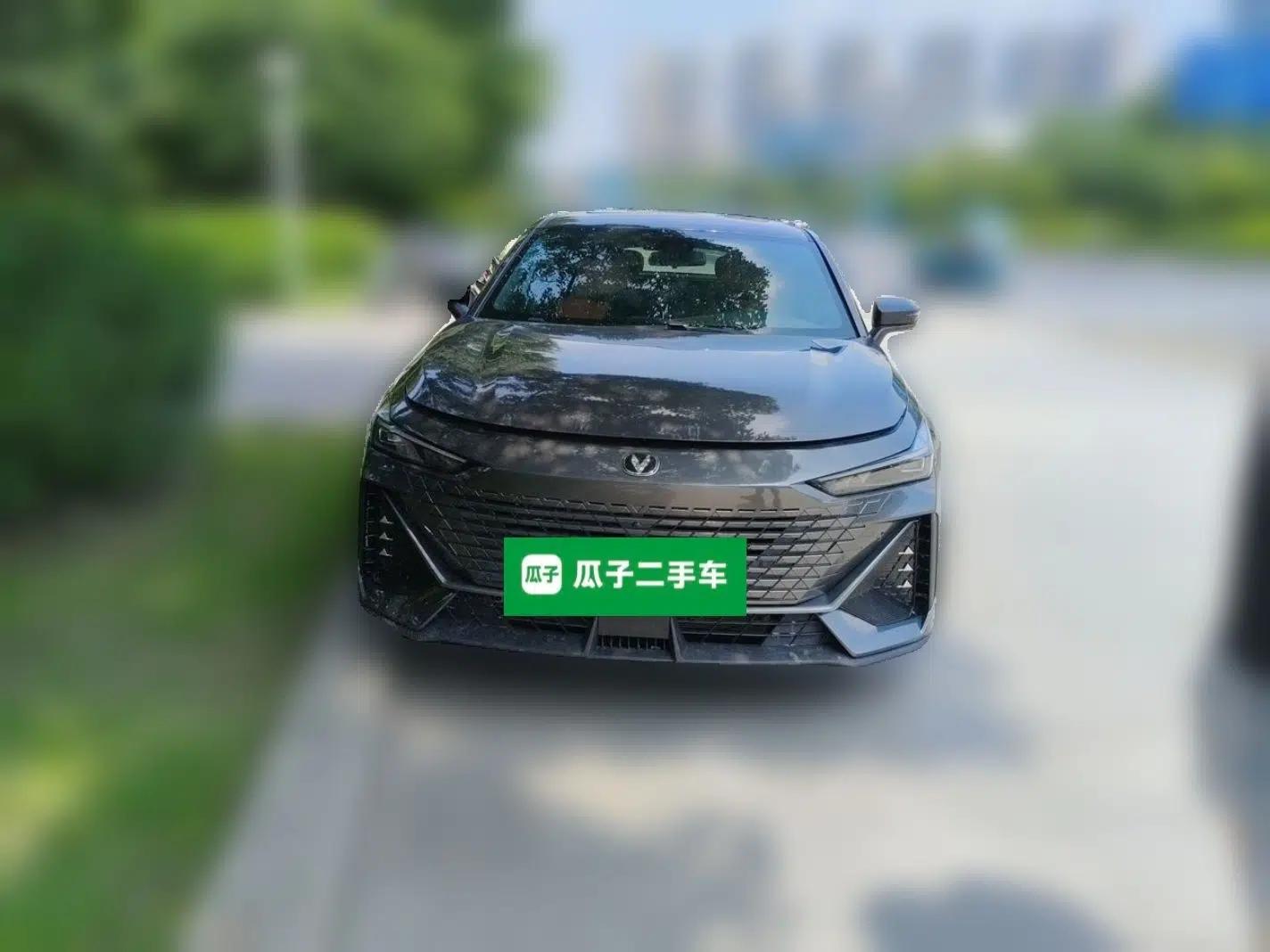 CHANGAN UNI-V iDD 2023 ZhiDian iDD 1.5T 113km Smart & Fun Version — миниатюра 2