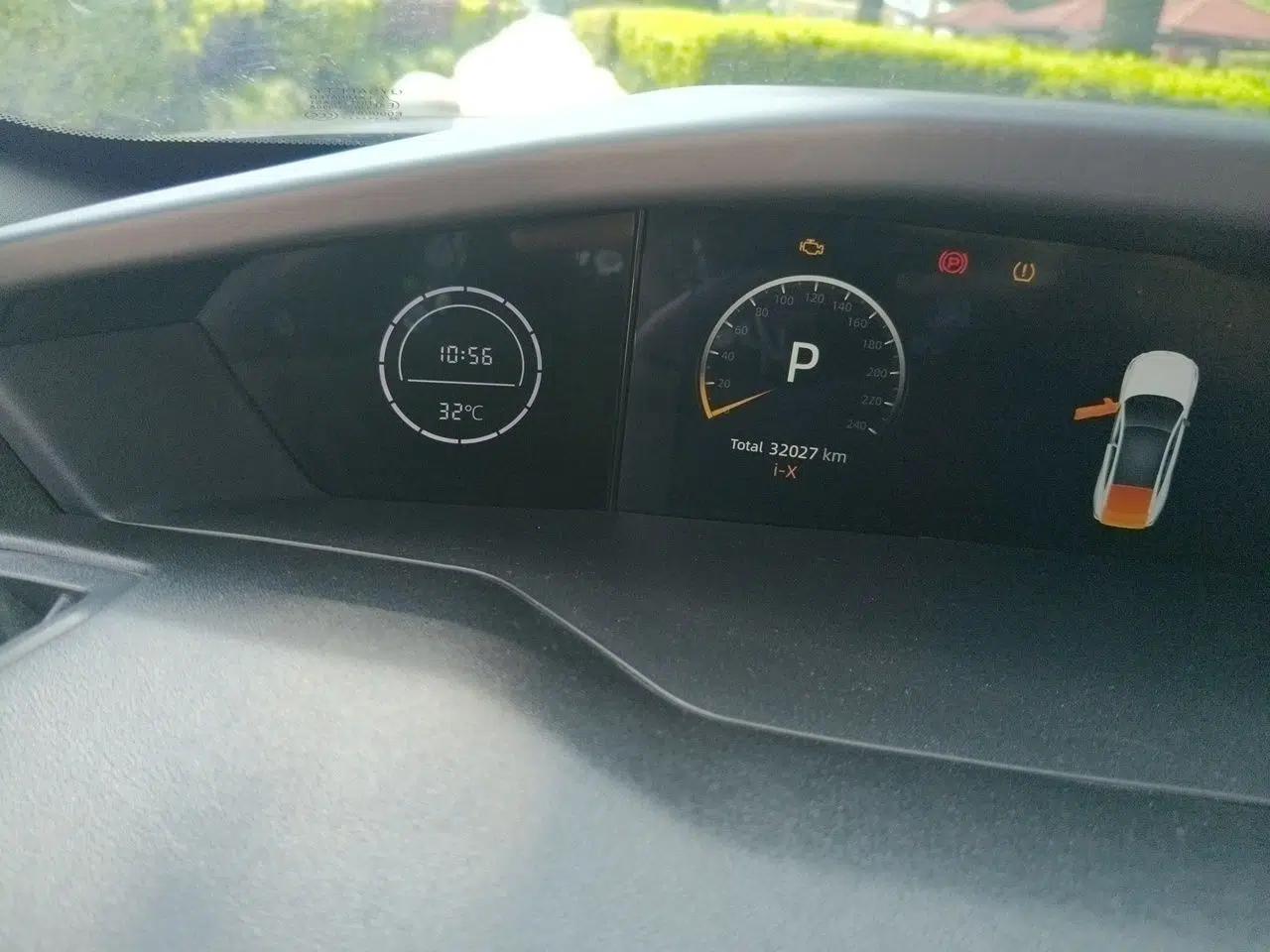 CHANGAN UNI-V iDD 2023 ZhiDian iDD 1.5T 113km Smart & Fun Version — миниатюра 12