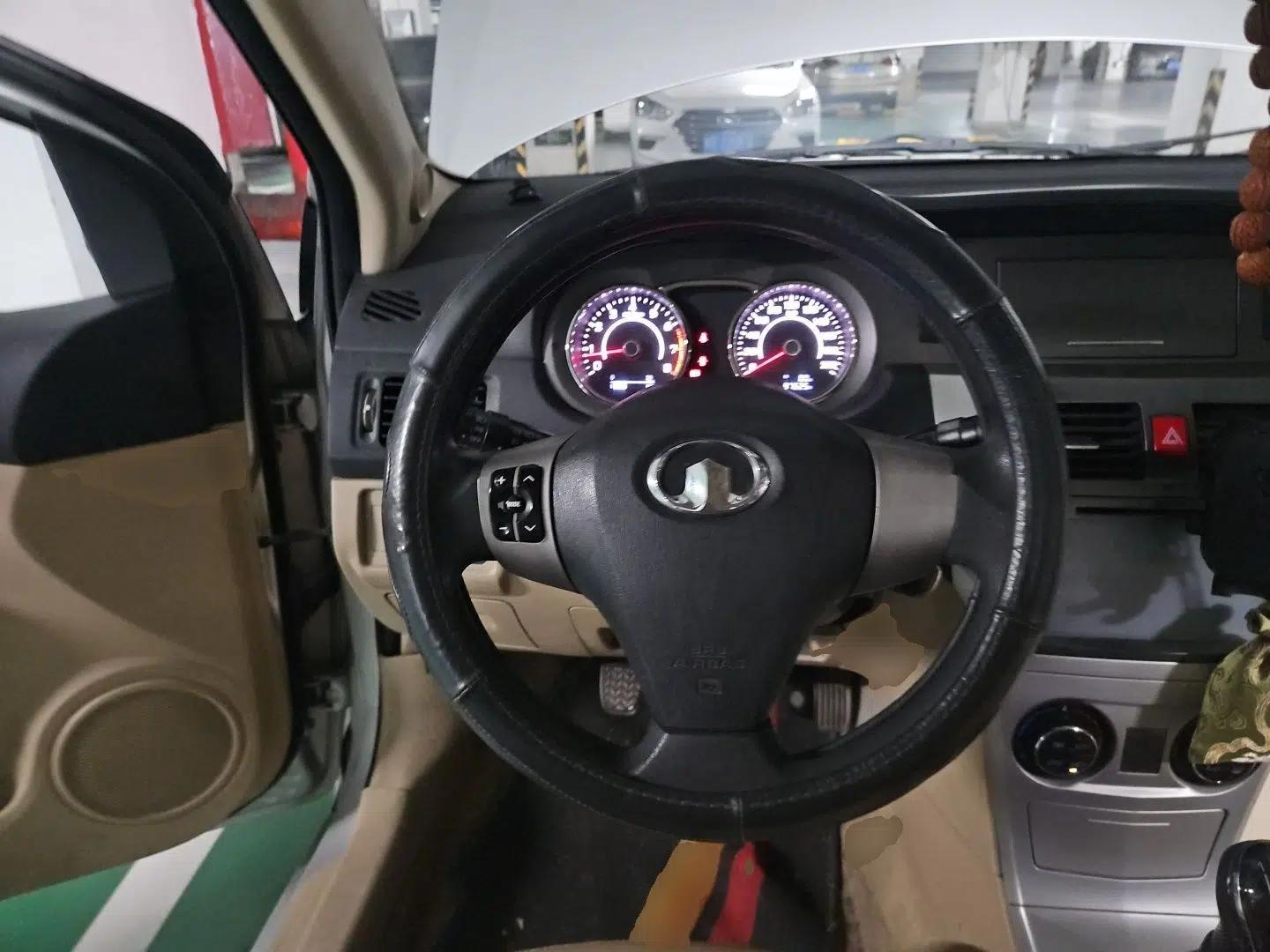 Great Wall C30 2012 1.5L Manual Luxury Version — миниатюра 10