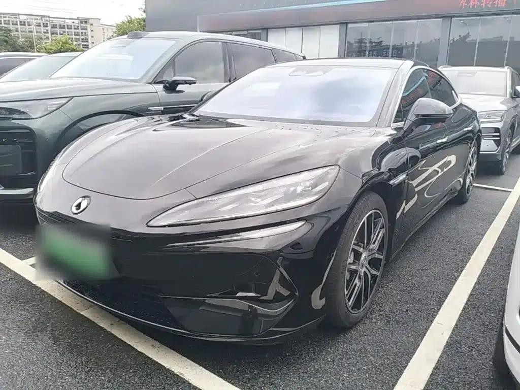 Denza Z9 2024 Model 1100km AWD Max Edition — миниатюра 2