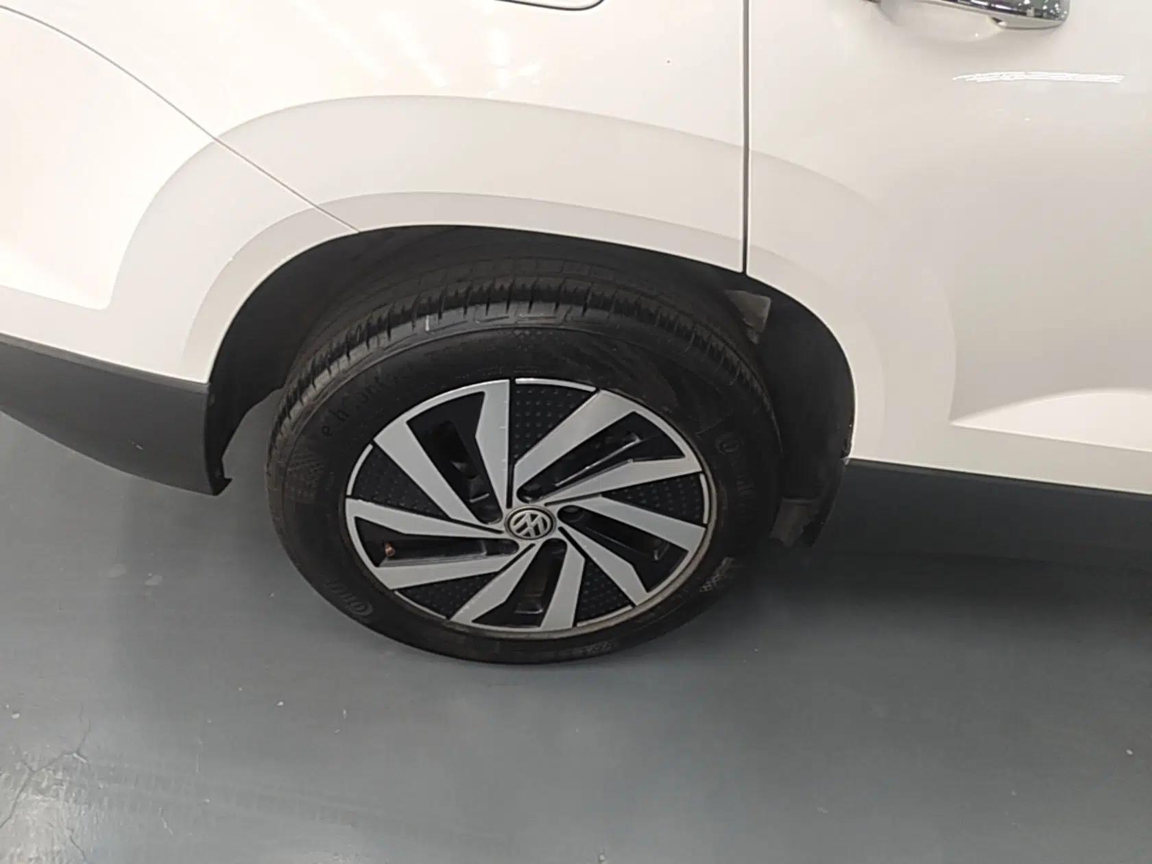 Volkswagen Tharu New Energy 2021 Panoramic Deluxe Edition — миниатюра 11