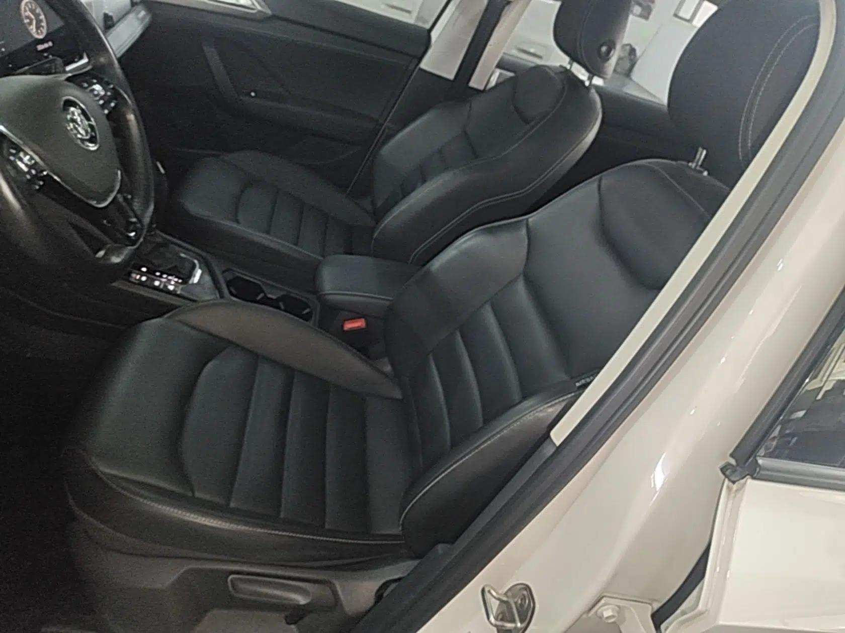 Volkswagen Tharu New Energy 2021 Panoramic Deluxe Edition — миниатюра 17