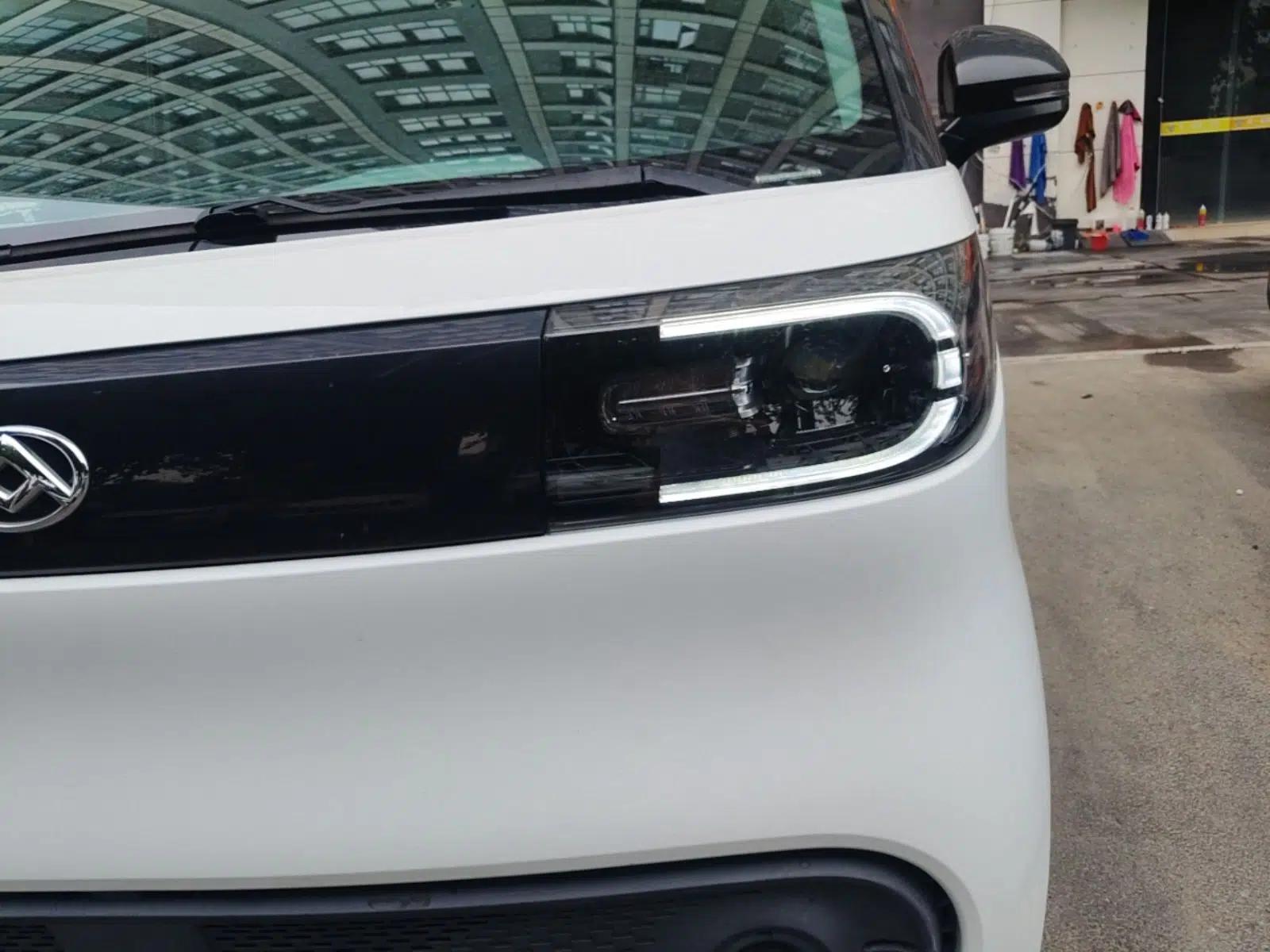 SAIC MAXUS Dana V1 2023 V1 Short Wheelbase Low Roof (42 kWh) — миниатюра 8