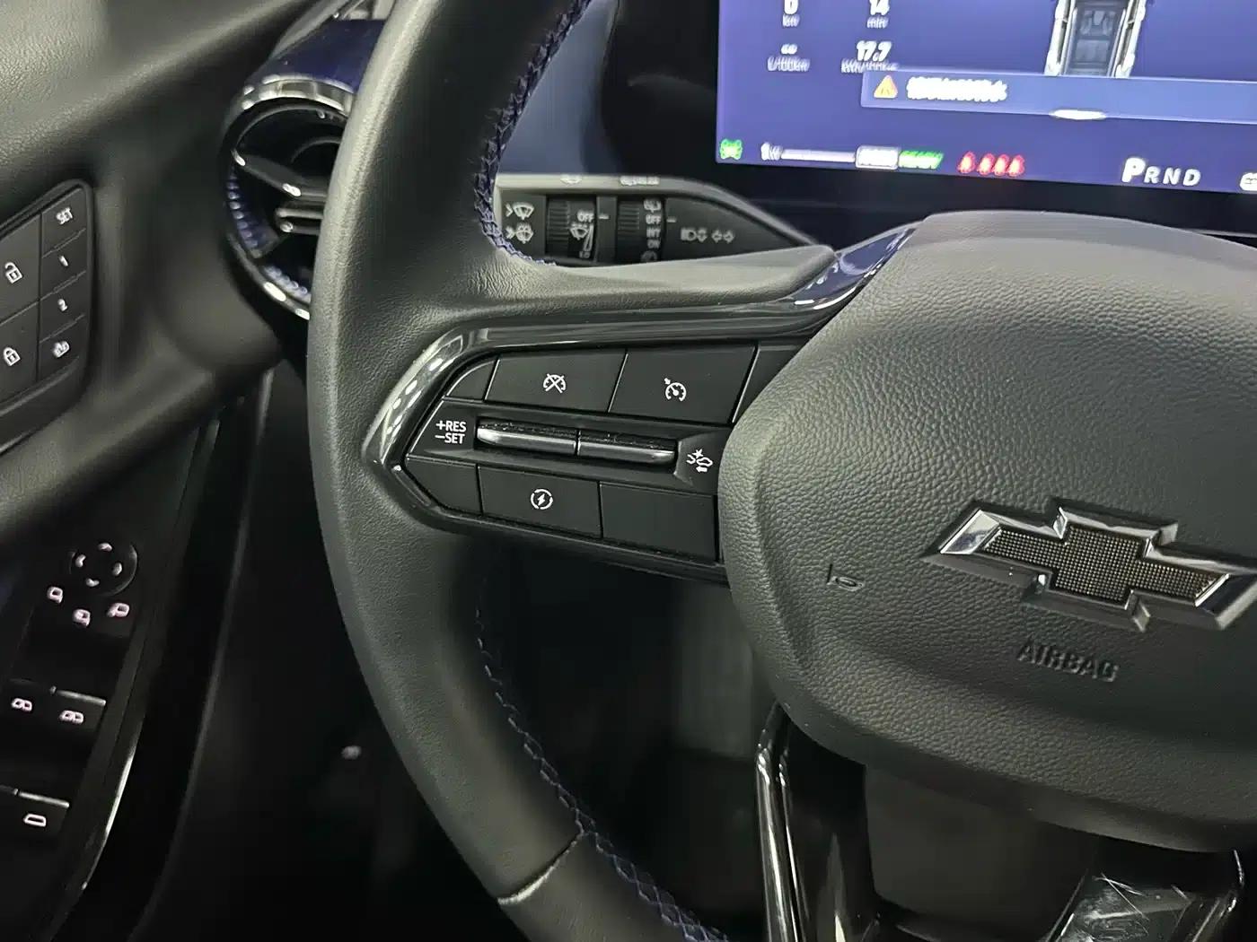 2024 Chevrolet Equinox Plus 102km RS Flagship Edition — миниатюра 18