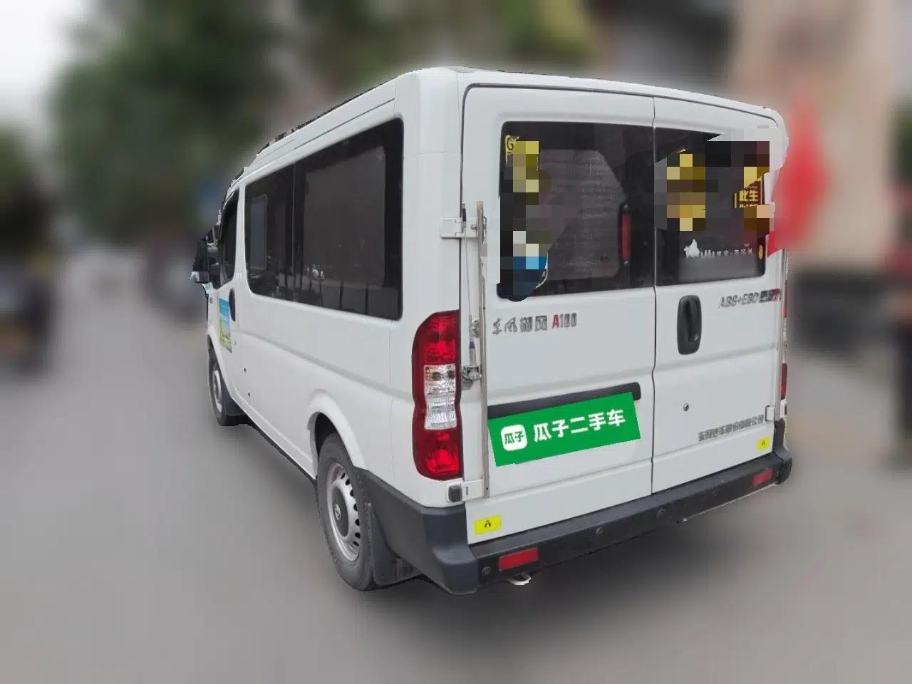Dongfeng Yufeng 2018 2.5T Logistics Vehicle A100 Short Wheelbase Mid-Roof 5-9 Seater China V Standard ZD25 — миниатюра 4