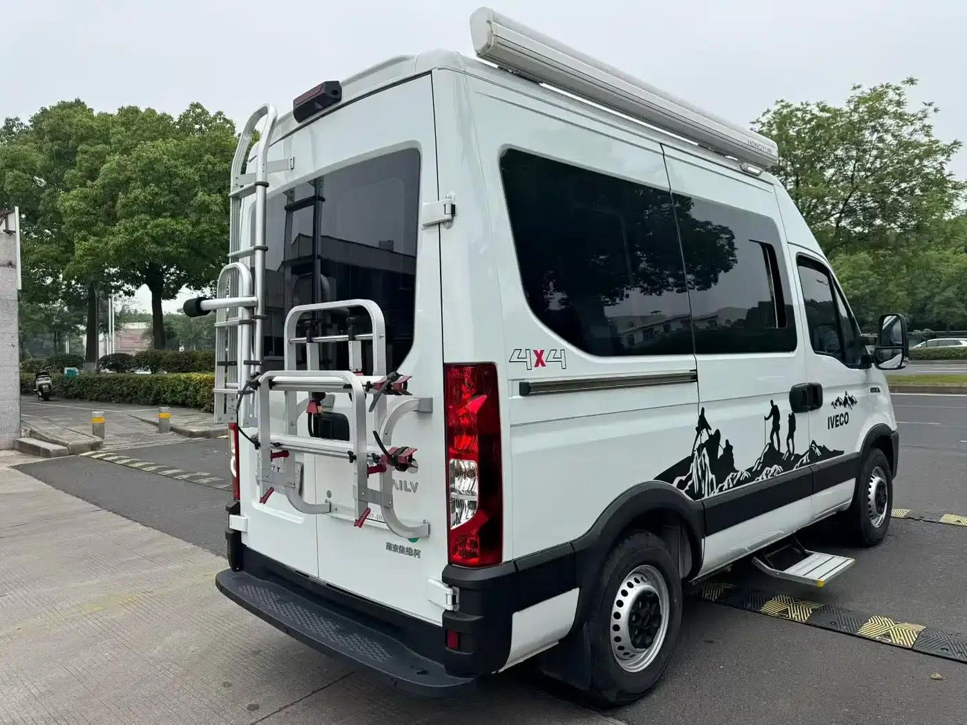 Iveco Daily 2021 3.0T Automatic Type B Motorhome Professional Chassis Long Wheelbase High Roof — миниатюра 10