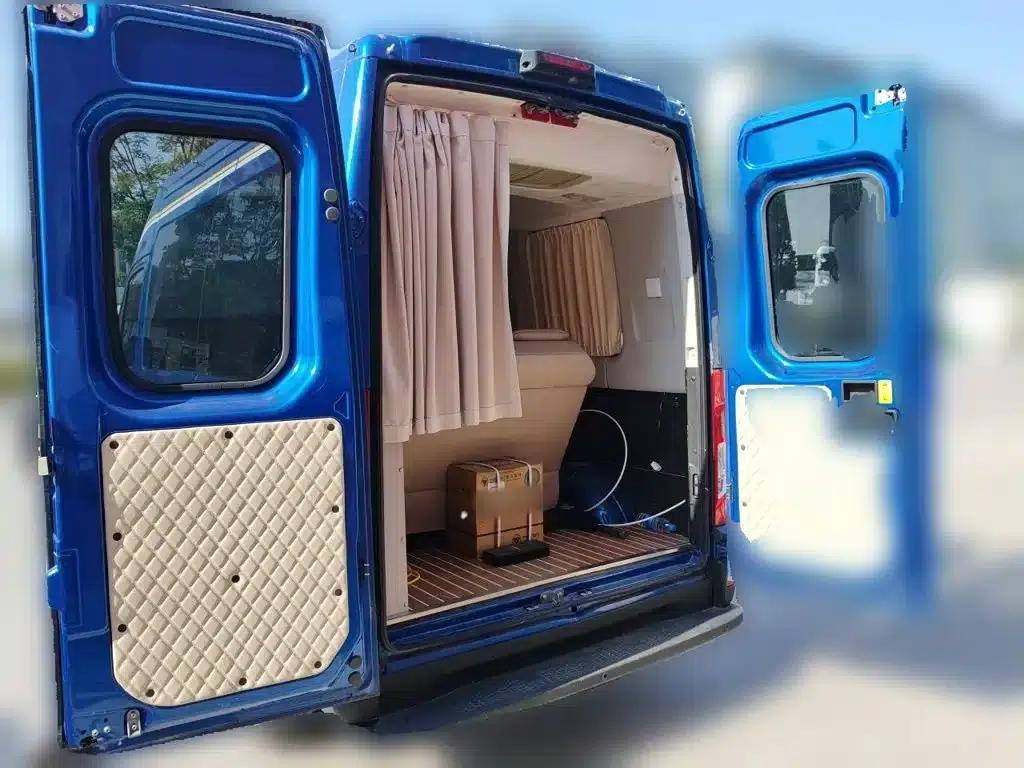 Iveco Daily 2021 3.0T Automatic Super Short Wheelbase High Roof Side Sliding Door F1C — миниатюра 10
