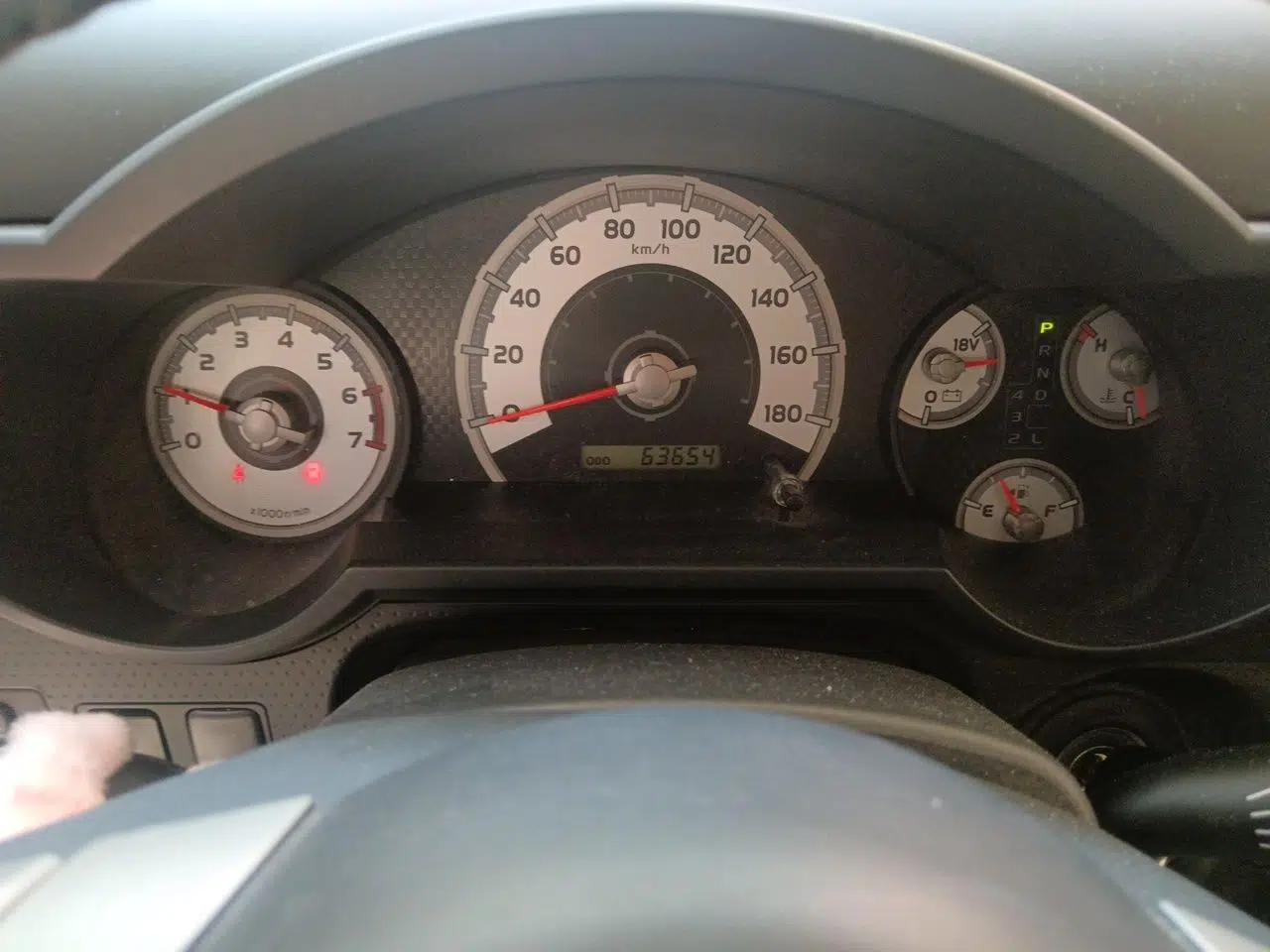 Toyota FJ Cruiser — миниатюра 12