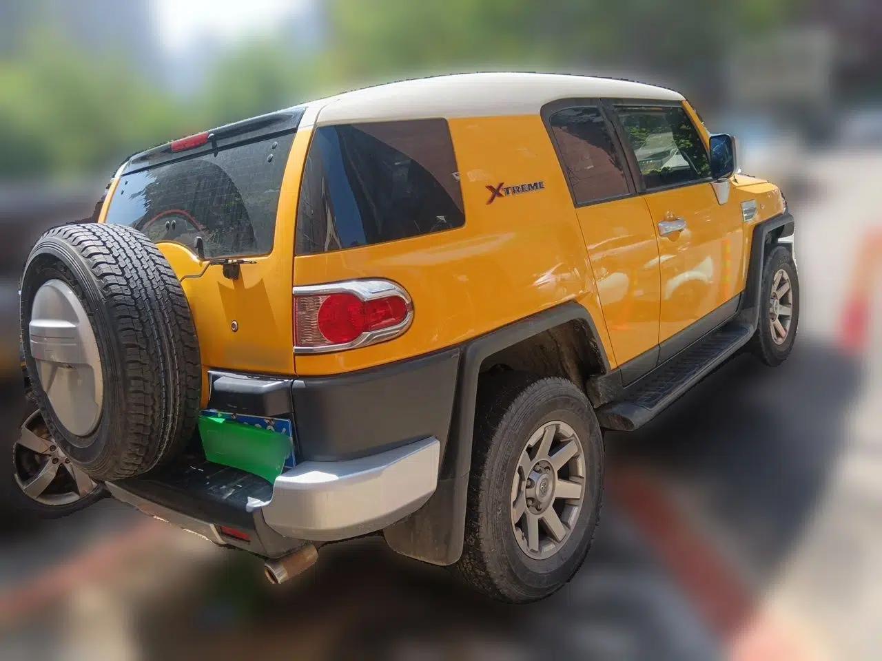Toyota FJ Cruiser — миниатюра 6