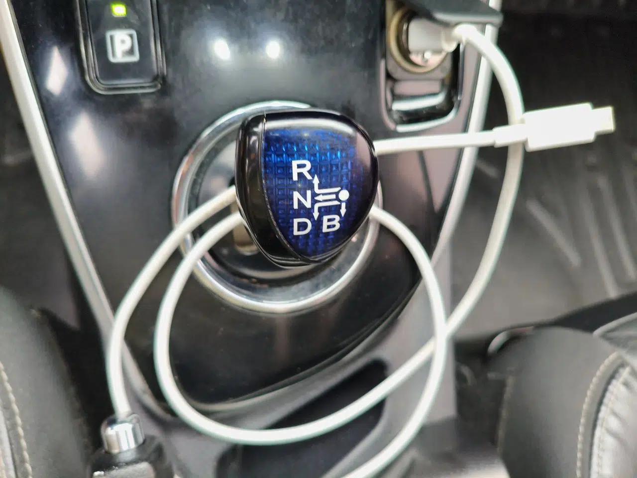 Toyota Corolla Hybrid E+ 2020 1.8L E-CVT Comfort Edition — миниатюра 14