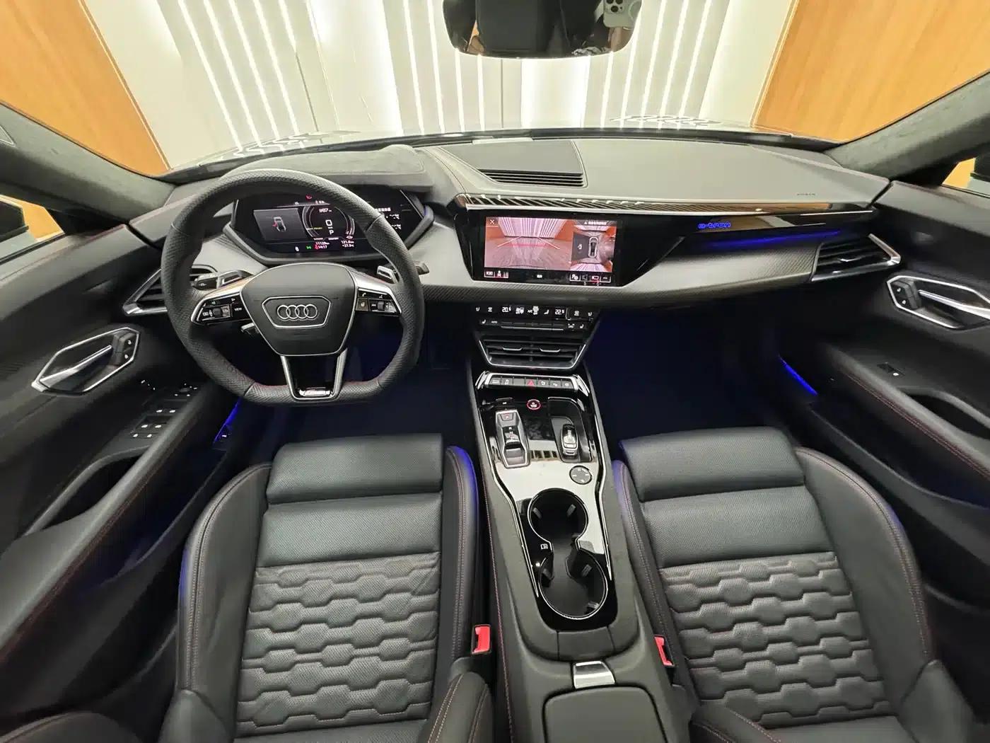 Audi RS e-tron GT 2023 Base Model — миниатюра 11
