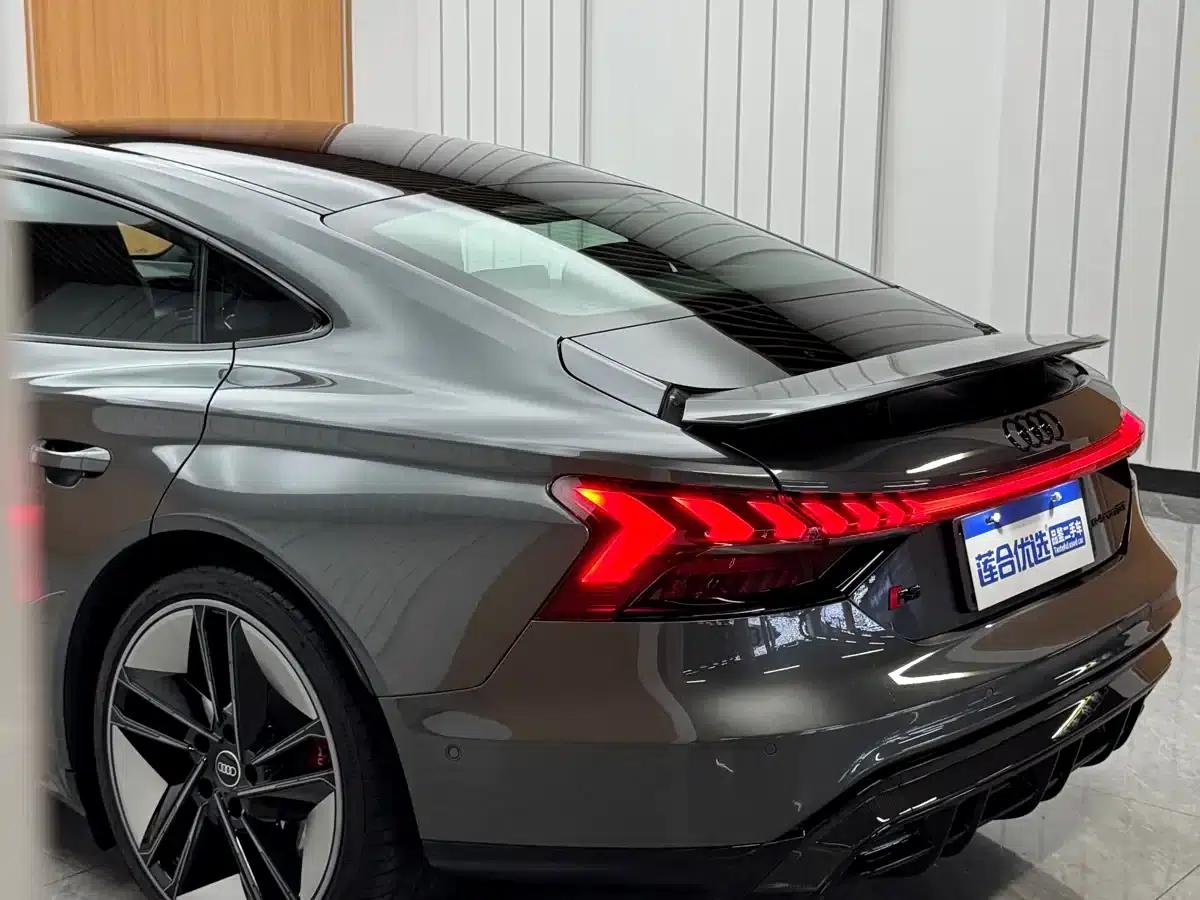 Audi RS e-tron GT 2023 Base Model — миниатюра 21
