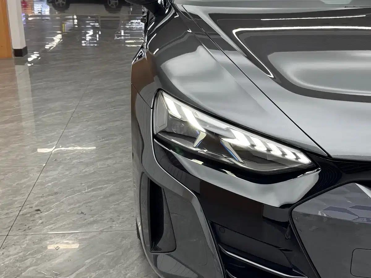 Audi RS e-tron GT 2023 Base Model — миниатюра 23
