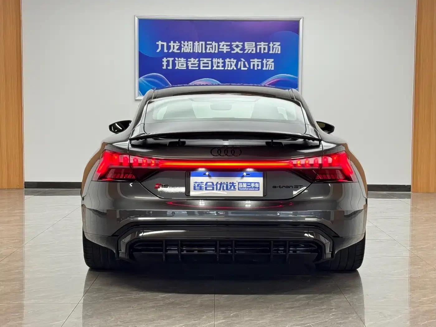 Audi RS e-tron GT 2023 Base Model — миниатюра 6