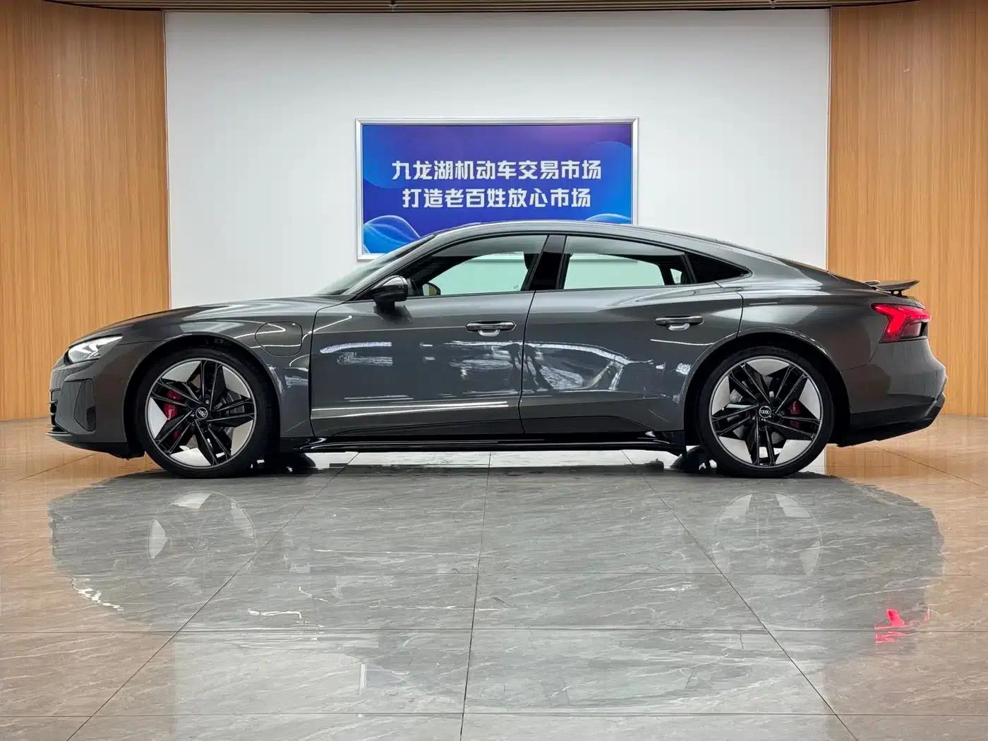Audi RS e-tron GT 2023 Base Model — миниатюра 8