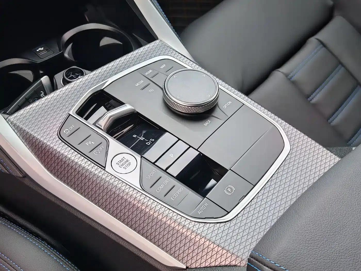 2023 BMW M240i — миниатюра 28