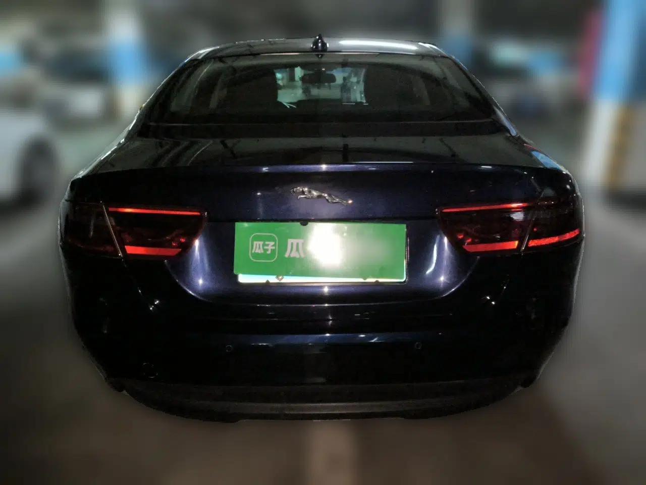 Jaguar XE 2017 2.0T 200 PS R-Sport — миниатюра 5