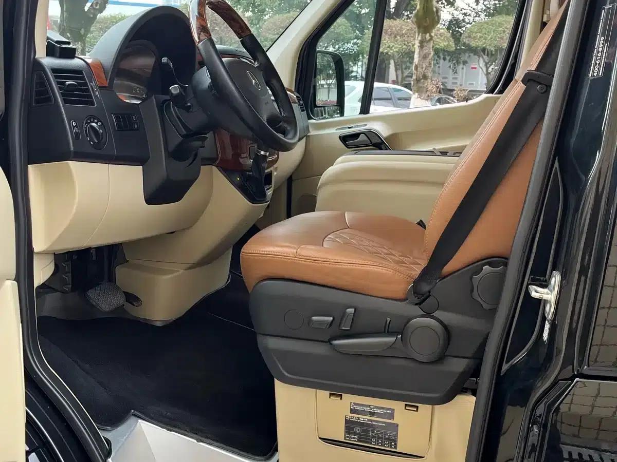 2017 Sprinter 3.5L Automatic — миниатюра 4