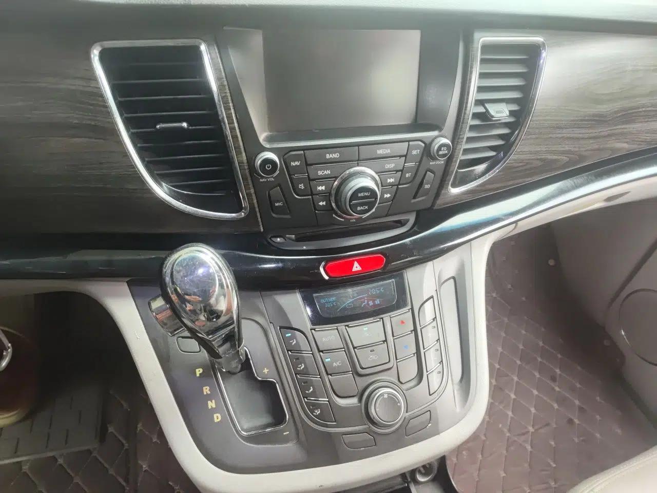 JAC Group Refine M5 2013 2.0T Gasoline Automatic Business Edition — миниатюра 13