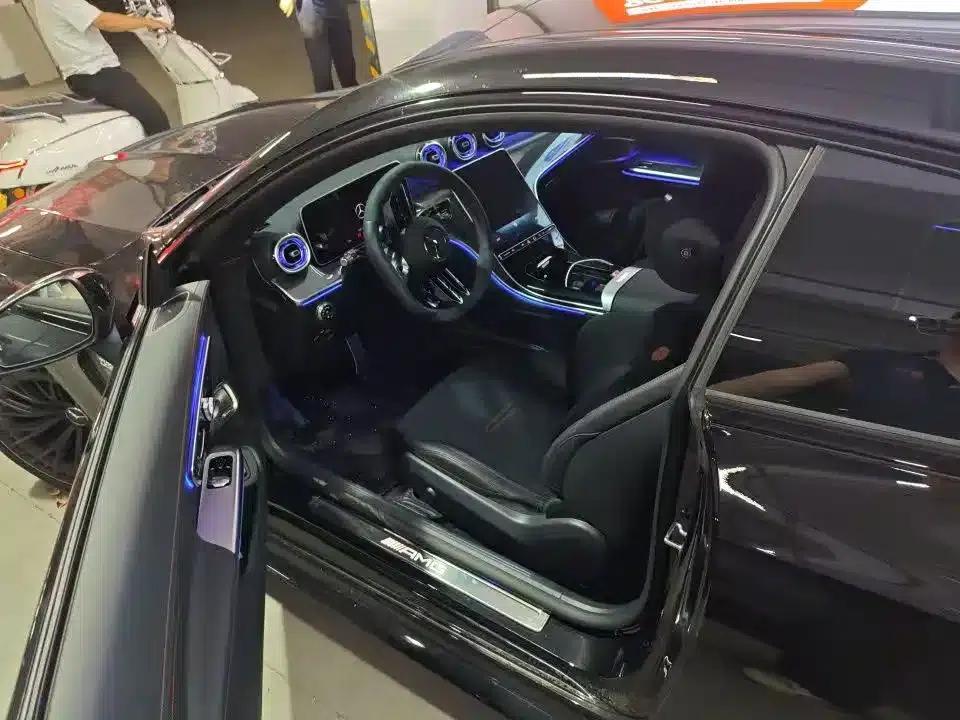 2025 Mercedes-Benz CLE AMG 53 4MATIC+ Coupe — миниатюра 3