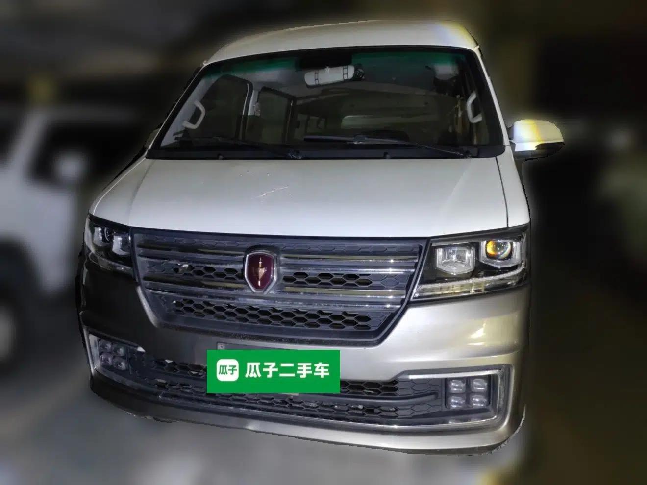 Jinbei New Hiace S 2023 1.5L Wealth Edition Passenger Van 5/6/7-Seater Central Air Conditioning Version SWC15M — миниатюра 2