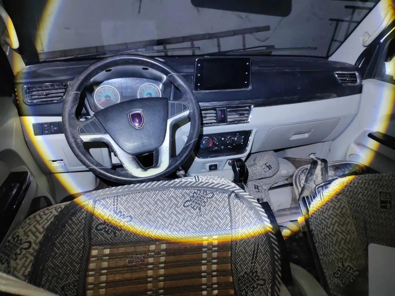 Jinbei New Hiace S 2023 1.5L Wealth Edition Passenger Van 5/6/7-Seater Central Air Conditioning Version SWC15M — миниатюра 9
